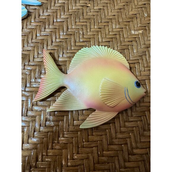 Vintage Fish Wall Plaques Set of 3  60's - Picture 3 of 14